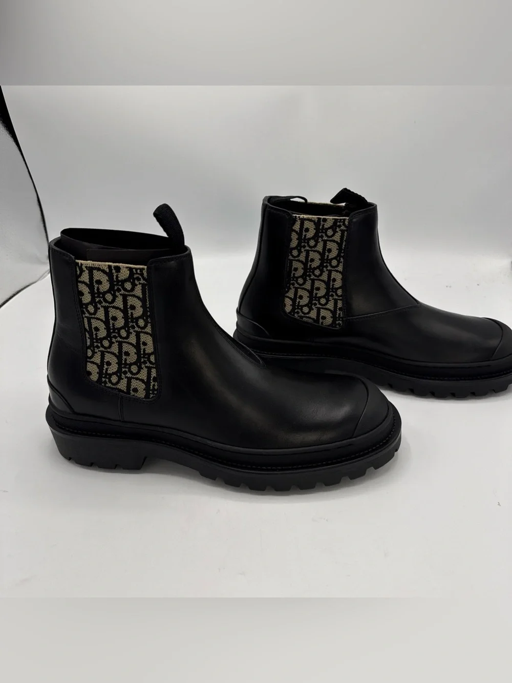 NWB Dior Explorer Chelsea Boot Black Beige Black Dior Oblique Motif SIZE 41
